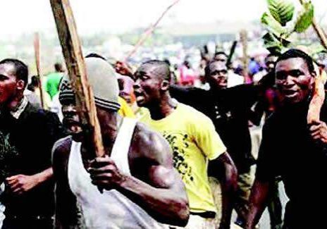 67528 irate youths disrupt operations at radio nigeria amuludun fm in ibadan 67528 irate youths disrupt operations at radio nigeria amuludun fm in ibadan
