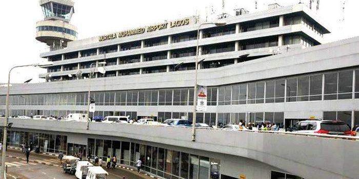 69197 aircraft skids off runway in lagos airport 69197 aircraft skids off runway in lagos airport