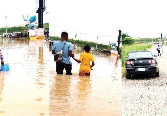 71739 ogun estate residents stranded as flood overruns link road 71739 ogun estate residents stranded as flood overruns link road
