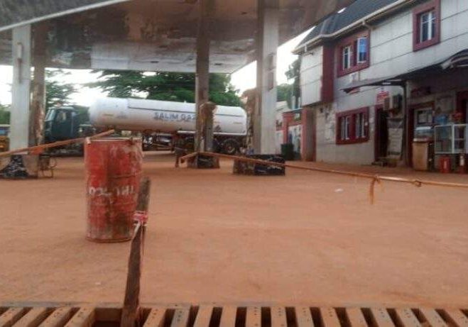 73286 ipmans emergency general meeting leads to closure of petrol stations in anambra 73286 ipmans emergency general meeting leads to closure of petrol stations in anambra