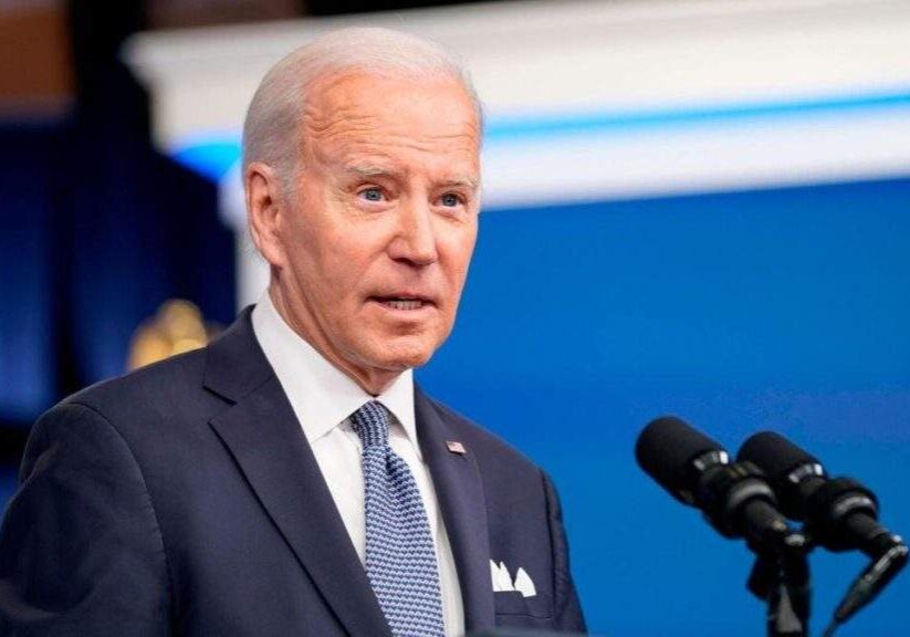 75467 us president biden speaks with scholz macron sunak about russian situation