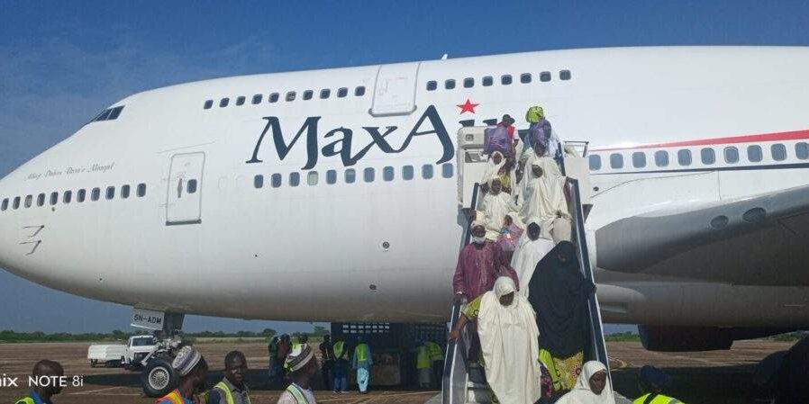 82519 hajj cargo operator cautions pilgrims against buying prohibited items 82519 hajj cargo operator cautions pilgrims against buying prohibited items