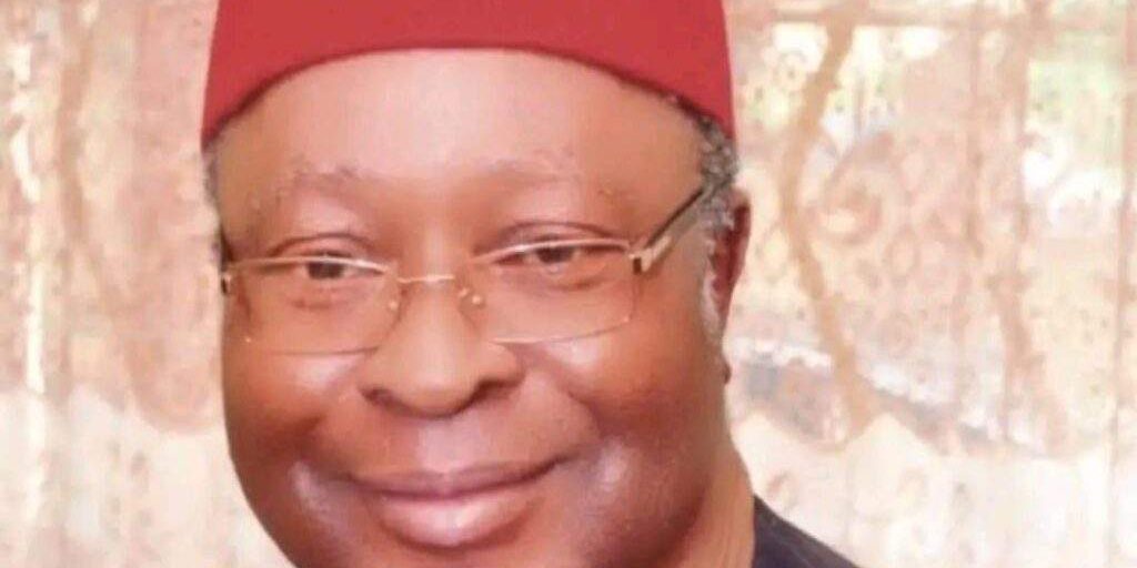 86460 ebony state chief judge pays tribute to veteran journalist 86460 ebony state chief judge pays tribute to veteran journalist