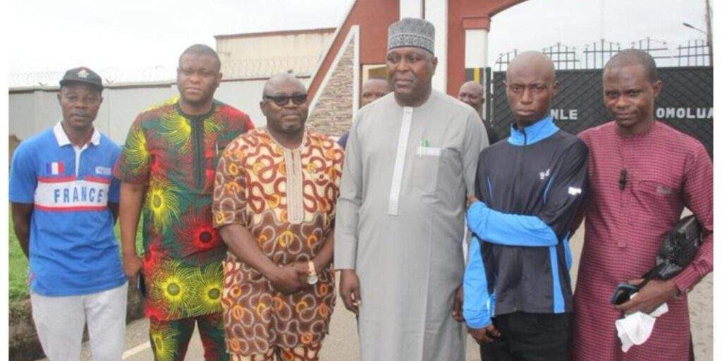 90426 osun govt receives commences rehabilitation of mentally unstable citizen 90426 osun govt receives commences rehabilitation of mentally unstable citizen