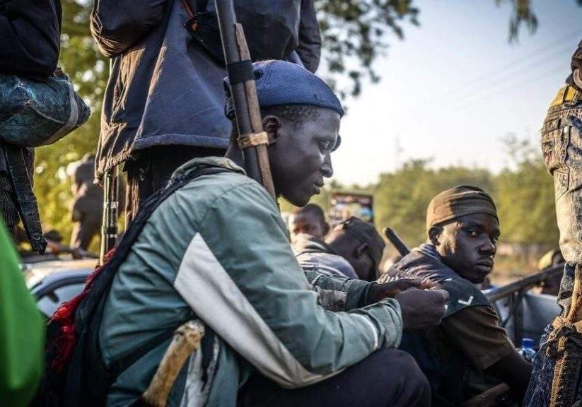 90512 niger coup youths form vigilante groups set roadblocks ahead of military intervention 90512 niger coup youths form vigilante groups set roadblocks ahead of military intervention