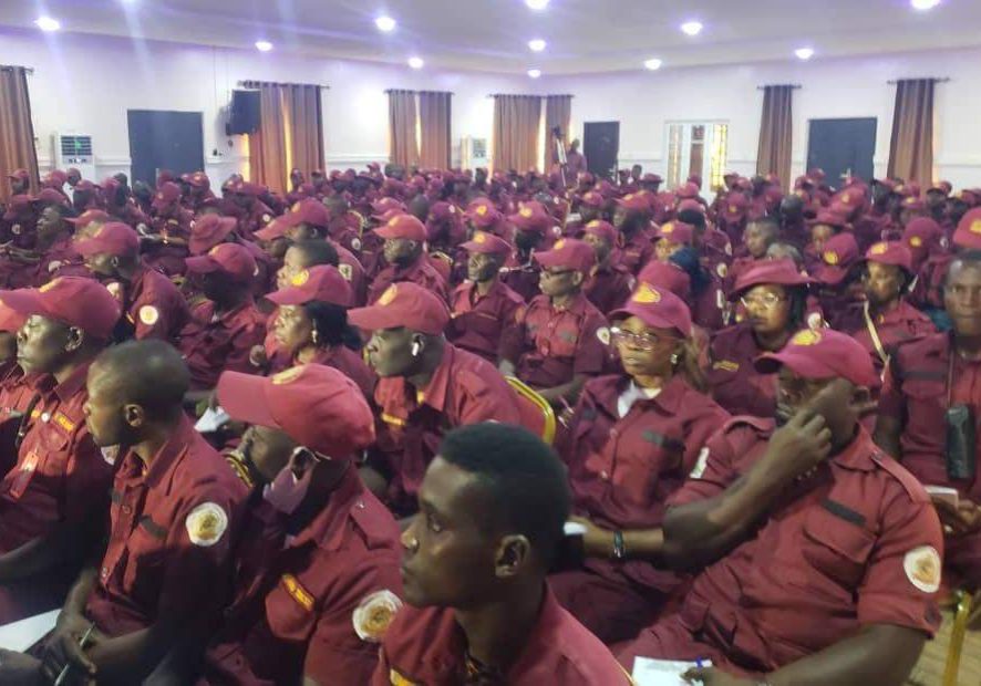 90971 oyo state restates commitment to train security operatives 90971 oyo state restates commitment to train security operatives