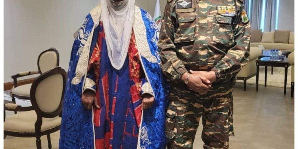 91180 emir sanusi meets niger coup leaders 91180 emir sanusi meets niger coup leaders