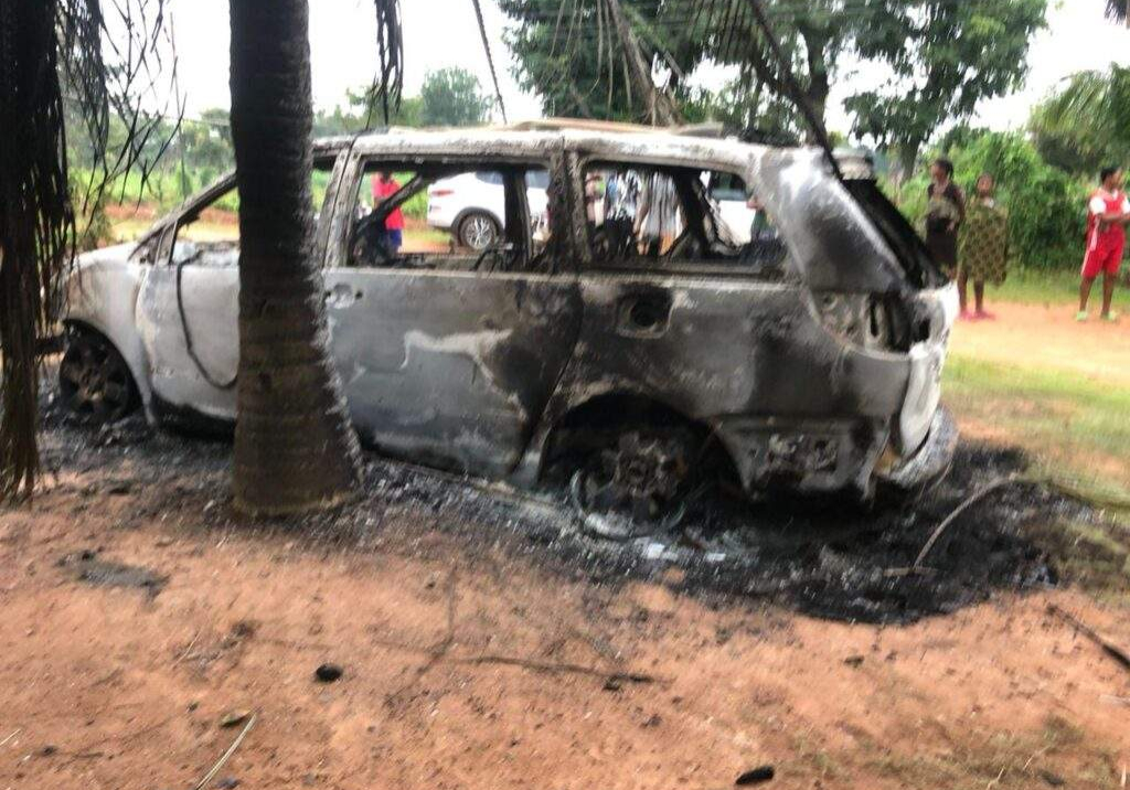 92922 reps member eze council boss odonor condemns setting ablaze of security vehicles in ebonyi