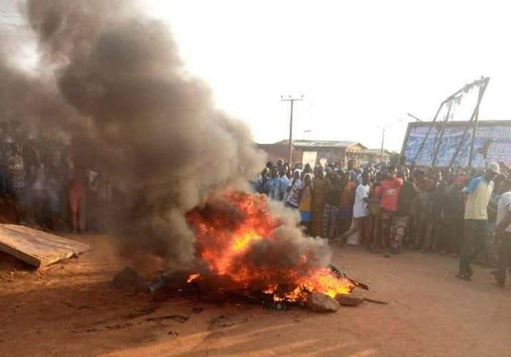 95342 suspected ritualists accused of stealing two girls burnt alive in niger 95342 suspected ritualists accused of stealing two girls burnt alive in niger