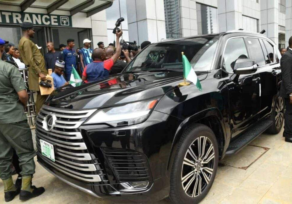 96979 nyesom wike denies purchase of n300m bulletproof suv