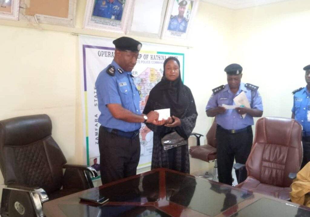 98125 katsina police honors fallen heroes grants n7 7m financial support to families