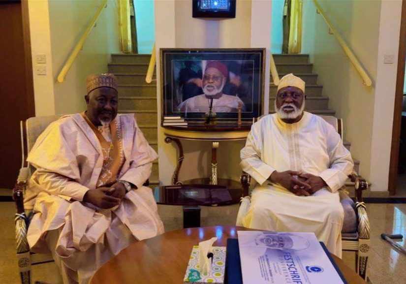 98991 former head of state consulted by minister for defence