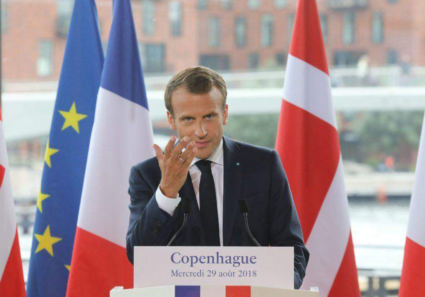 99021 french ambassador to remain in niger despite pressure to leave macron