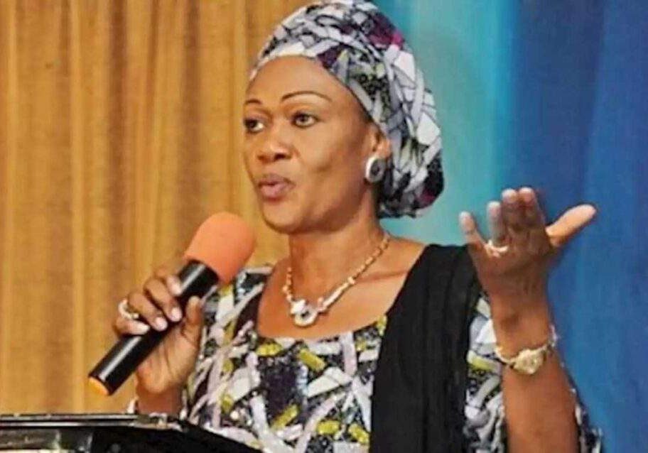 9915 2023 reject my husband if he fails to perform as president tinubus wife to nigerians