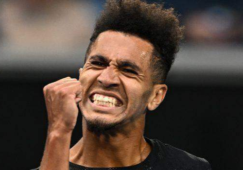9997 nigerian born michael mmoh advances to australian open third round