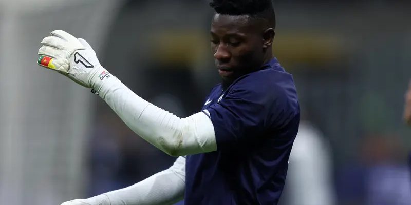 AFCON Youve set bad example Bassong hits Man Uniteds