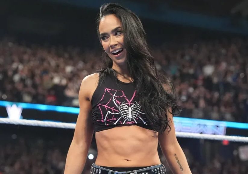 AJ Lee returns to WWE SmackDown after prolonged absence AJ Lee