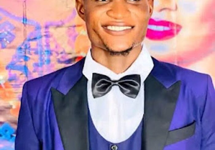 Adeyemi Adewale: Osun footballer slumped minutes before match end — Adeyemi Adewale: Osun footballer slumped minutes before match end — Coach