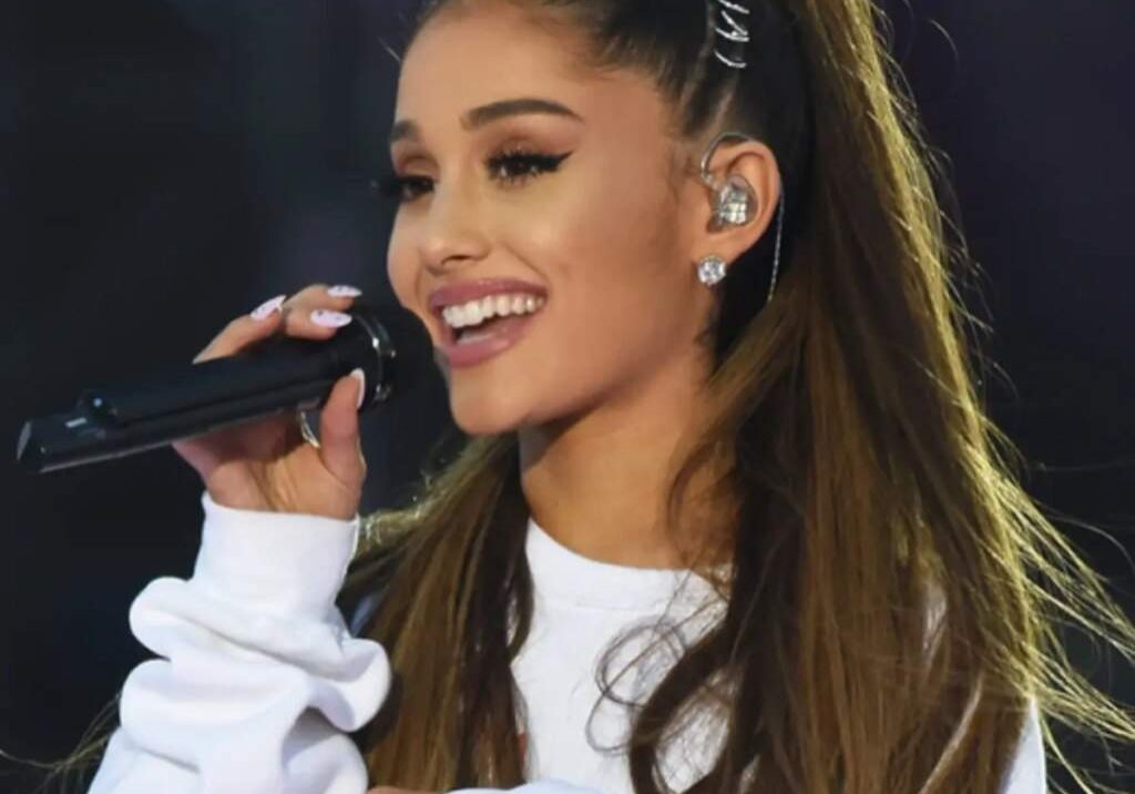 Ariana Grande Endorses Kamala Harris for President Ariana Grande Endorses Kamala Harris for President