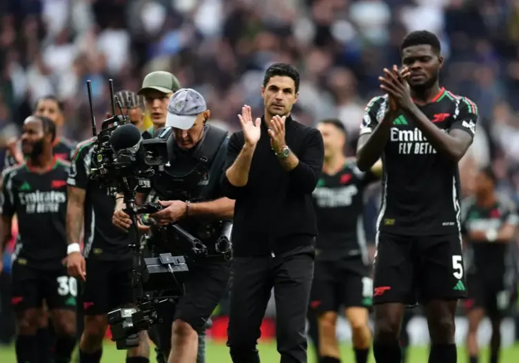 Arteta's Sleepless Night: Arsenal Adapt to Injuries in Tottenham Win Arteta's Sleepless Night: Arsenal Adapt to Injuries in Tottenham Win
