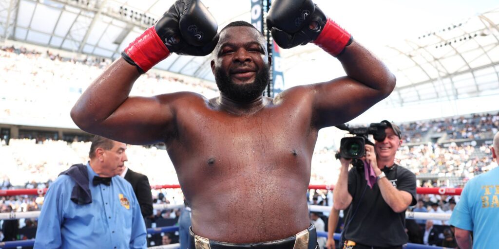 Bakole to fight Parker as Daniel Dubois falls ill ahead Bakole to fight Parker as Daniel Dubois falls ill ahead of title defence