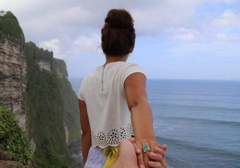 Balancing Individuality and Relationship Communication Boundaries and Pursuing Passions Balancing Individuality and Relationship Communication Boundaries and Pursuing Passions