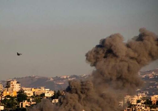 Beirut Residents Flee as Israeli Jets Pummel Hezbollah Stronghold Beirut Residents Flee as Israeli Jets Pummel Hezbollah Stronghold