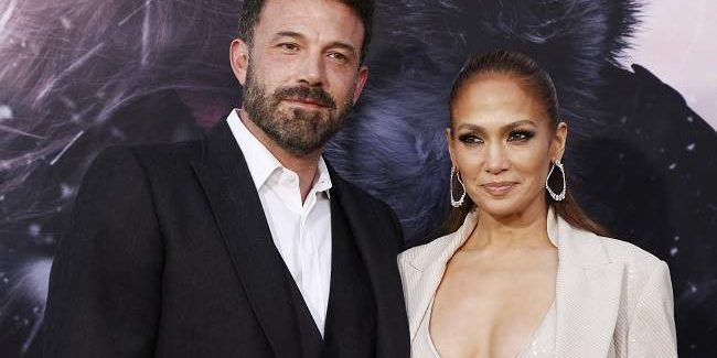 Ben Affleck and Jennifer Lopez File for Divorce After 2 Year Ben Affleck and Jennifer Lopez File for Divorce After 2 Year