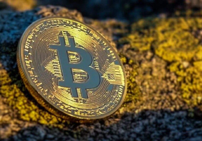 Bitcoin Prices Hold Above $62,000 Despite Market Volatility Bitcoin Prices Hold Above $62,000 Despite Market Volatility