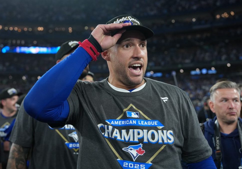 Blue Jays Advance to World Series with Springer Homer MLB: Playoffs-Seattle Mariners at Toronto Blue Jays - Source: Imagn