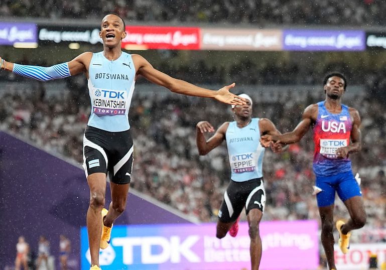 Collen Kebinatshipi leads Botswana to glory in men's 400m final