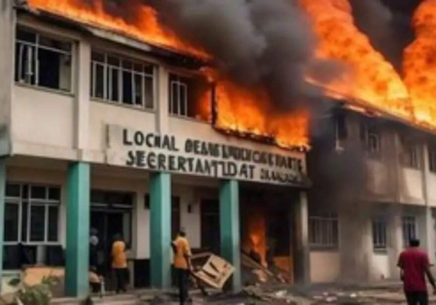 Chaos in Rivers State: LG Secretariat Set on Fire, President Chaos in Rivers State: LG Secretariat Set on Fire, President