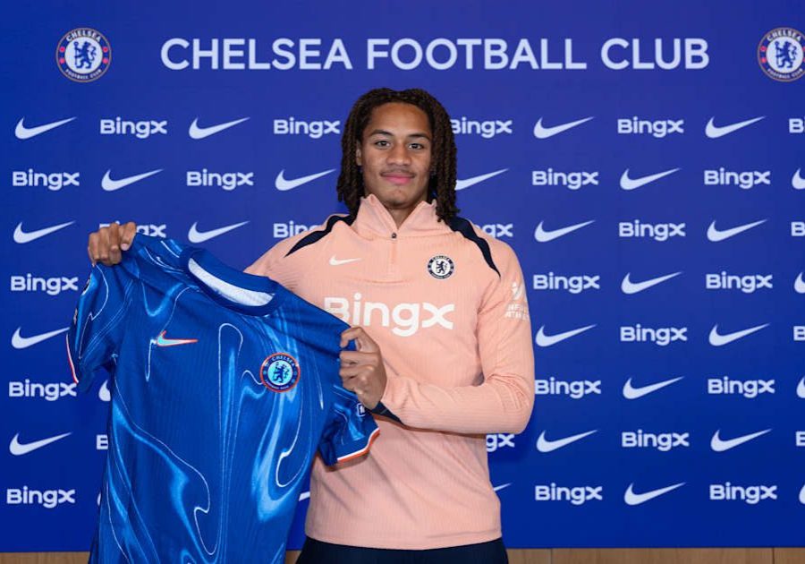 Chelsea sign young midfielder Mathis Amougou from French Ligue 1 Chelsea sign young midfielder Mathis Amougou from French Ligue 1