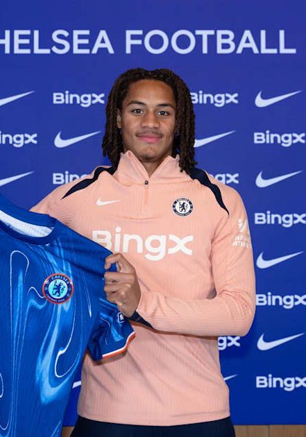 Chelsea sign young midfielder Mathis Amougou from French Ligue 1