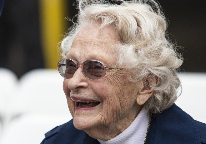 Chicago Bears owner, Virginia McCaskey dies at 102 Chicago Bears owner, Virginia McCaskey dies at 102