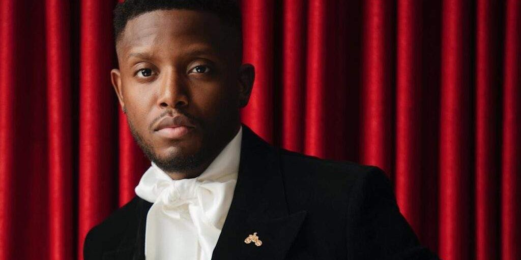 Chike Claps Back at Troll, Sends ₦1 Million After Being Chike Claps Back at Troll, Sends ₦1 Million After Being