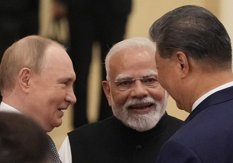 China weighs in on Putin’s India visit — RT World News