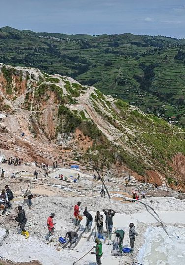 DR Congo: Civil society groups call for reassessment of China mining deal