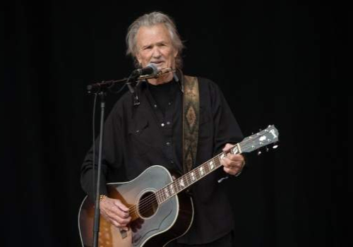 Country Music Legend Kris Kristofferson Dies at 88 Country Music Legend Kris Kristofferson Dies at 88