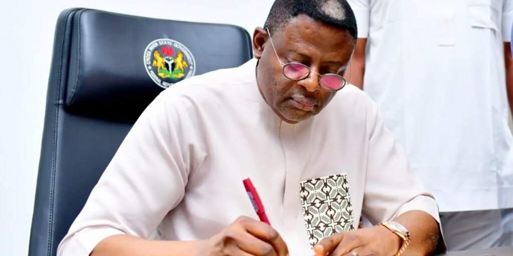 Cross River State Signs Executive Order to Protect Mining Communities Cross River State Signs Executive Order to Protect Mining Communities