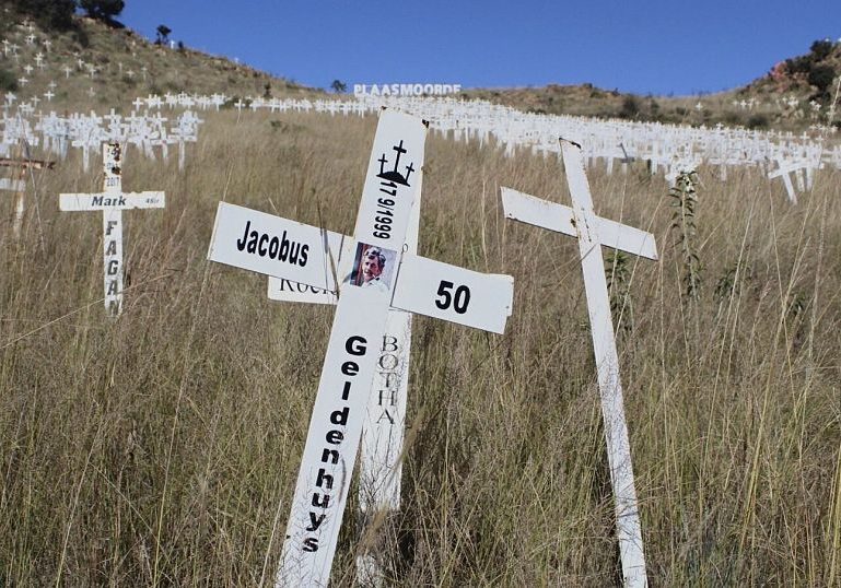 Hillside of white crosses fuels misleading story about South Africa farm killings