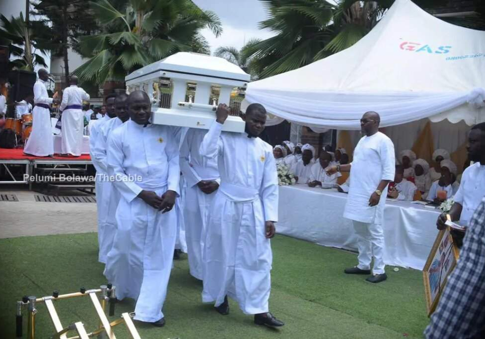 Dele Gold, Nigerian Gospel Singer, Laid to Rest Dele Gold, Nigerian Gospel Singer, Laid to Rest
