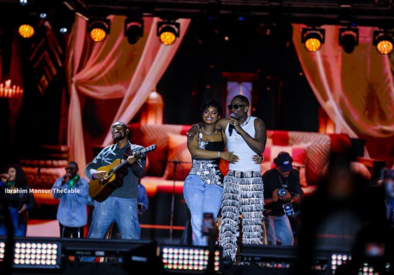 Juma Jux headlines Detty December Fest, shares stage with Priscilla Ojo [VIDEO]