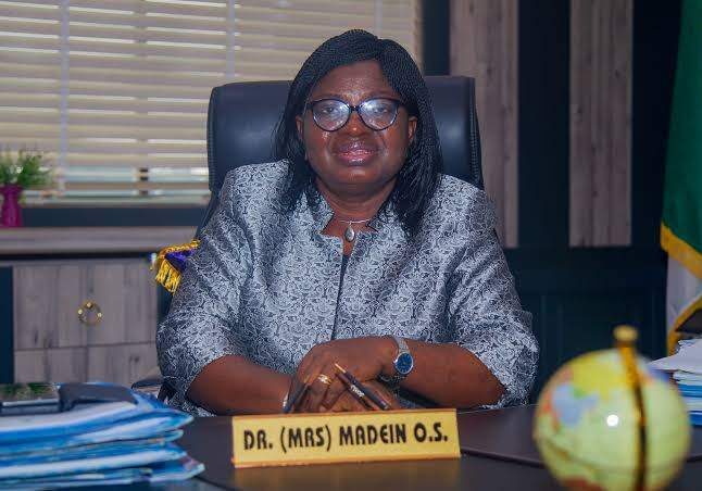 EFCC quizzes AGF invites more ministry officials — Daily Nigerian EFCC quizzes AGF invites more ministry officials — Daily Nigerian