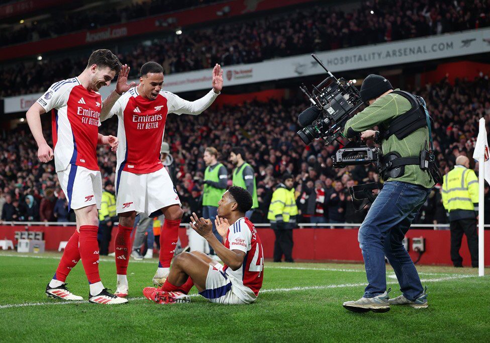 EPL: Arsenal cut Liverpool's lead with 5-1 win over Man EPL: Arsenal cut Liverpool's lead with 5-1 win over Man City
