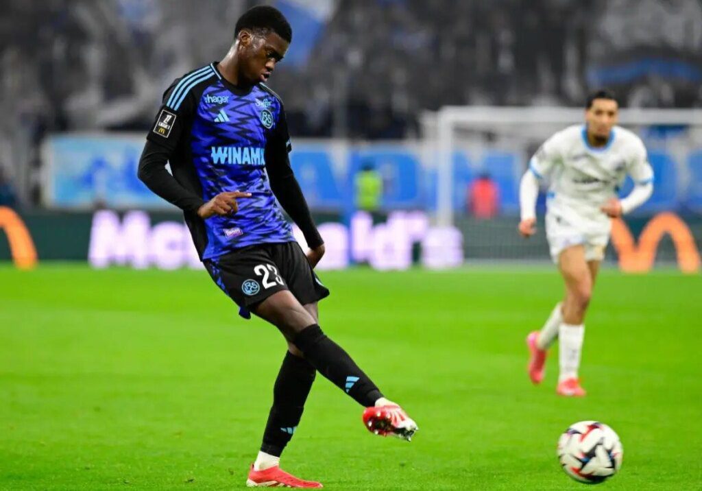 EPL: Chelsea agree to sign Mamadou Sarr EPL: Chelsea agree to sign Mamadou Sarr