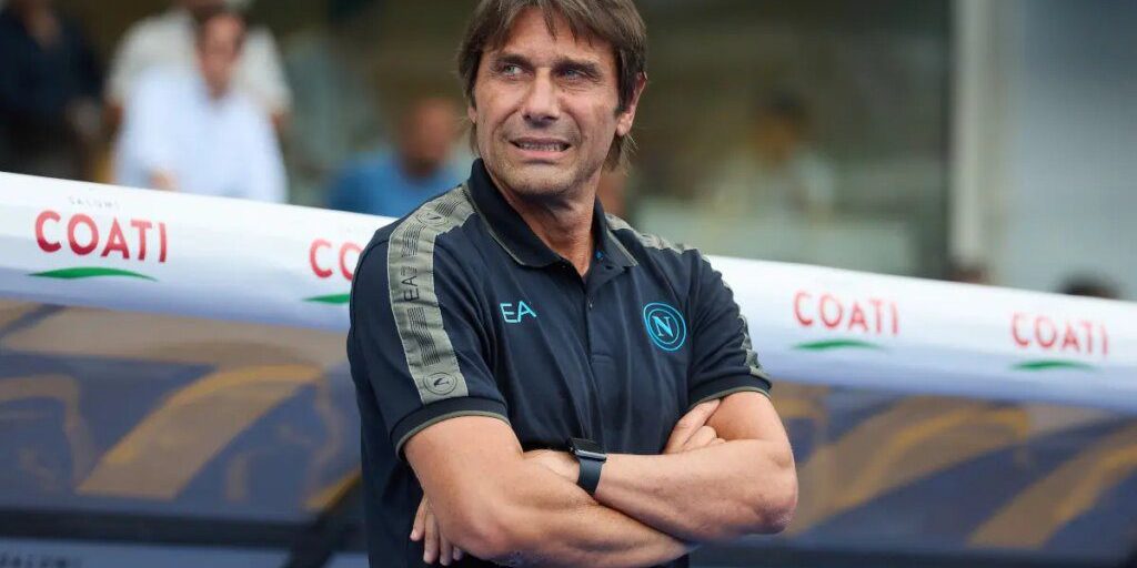 EPL: Conte wants Napoli to sign another Man Utd star EPL: Conte wants Napoli to sign another Man Utd star after McTominay