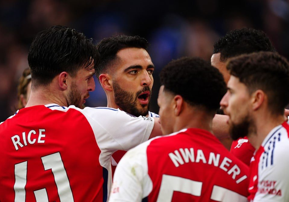 EPL Table: Arsenal move within 4pts of Liverpool with 2-0 EPL Table: Arsenal move within 4pts of Liverpool with 2-0 win at Leicester City