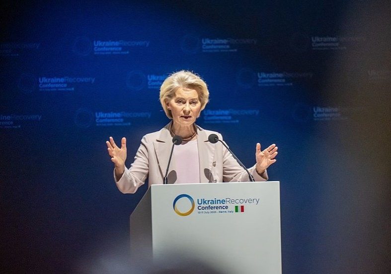 EU Militarization Plan Escalates Amid Russian Threat Claims Von der Leyen calls Putin a ‘predator’ — RT World News