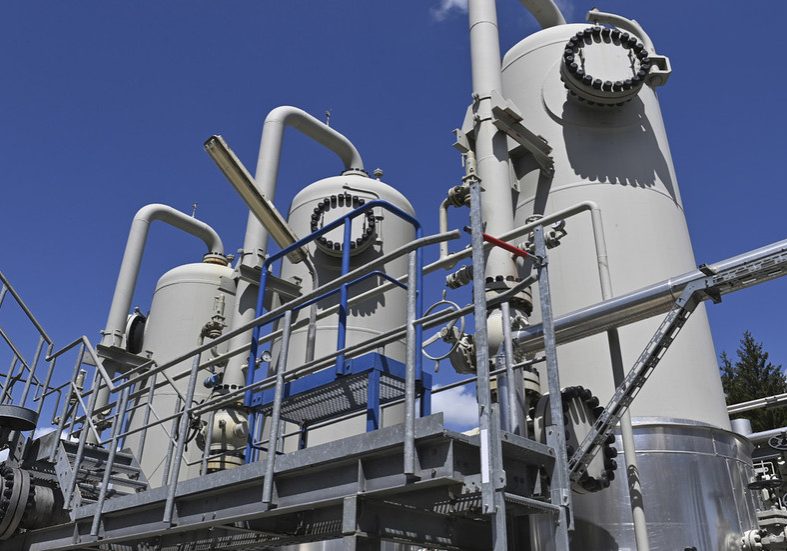 Russian tycoon warns of surge in global gas prices — RT Business News